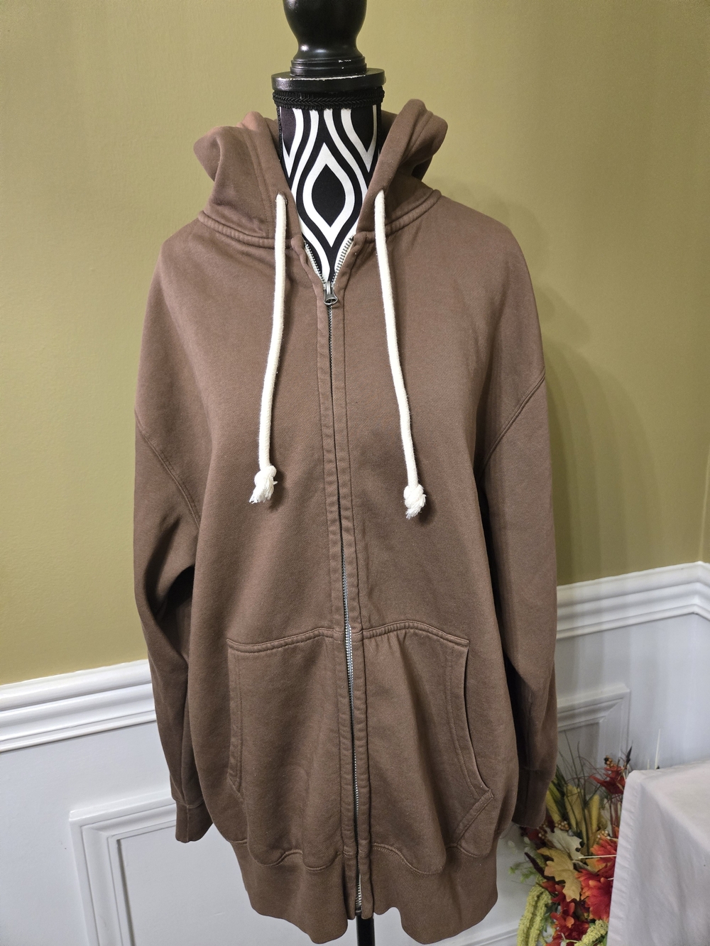 Arizona Jean Company Brown Hoodie with Cream Lining XS